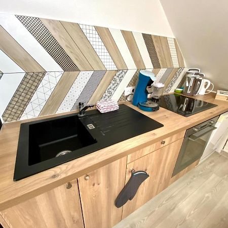 Charleville-Mézières Appartement Vue Sur Les Etoiles מראה חיצוני תמונה