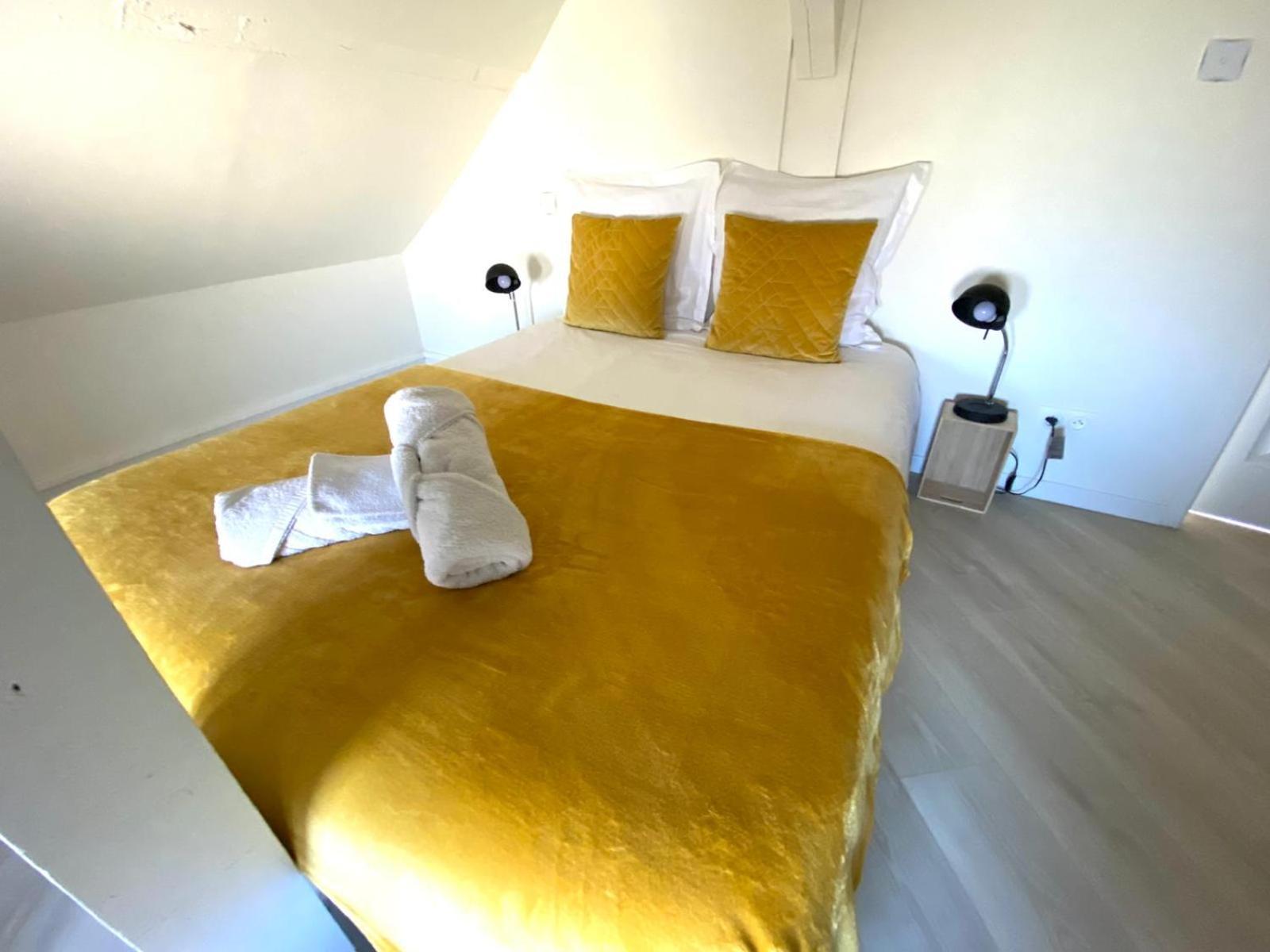 Charleville-Mézières Appartement Vue Sur Les Etoiles מראה חיצוני תמונה